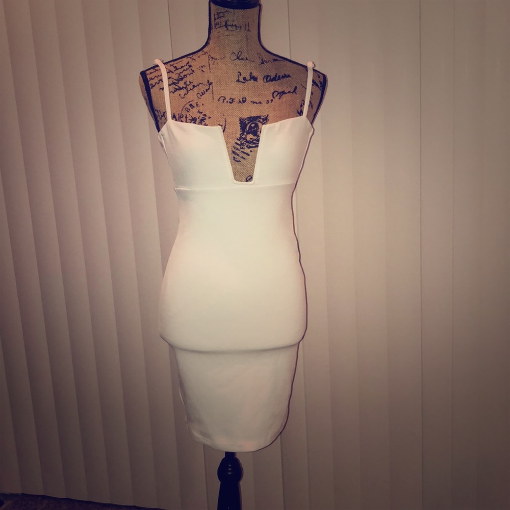 All White dress reposhing